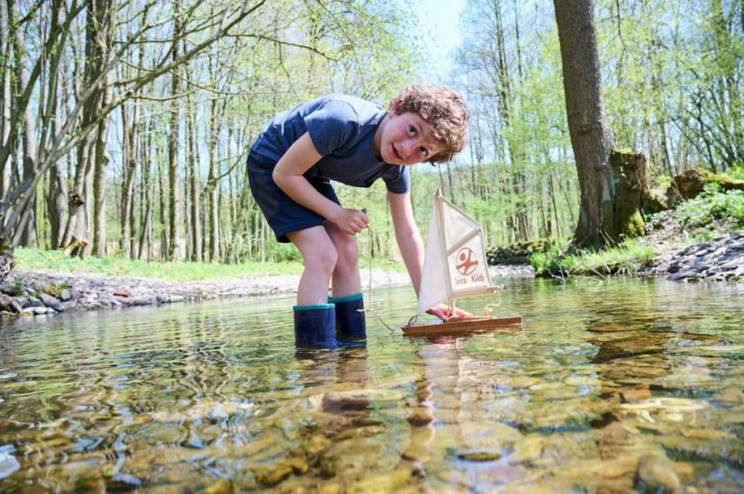 Haba Terra Kids Plachetnica Katamarán