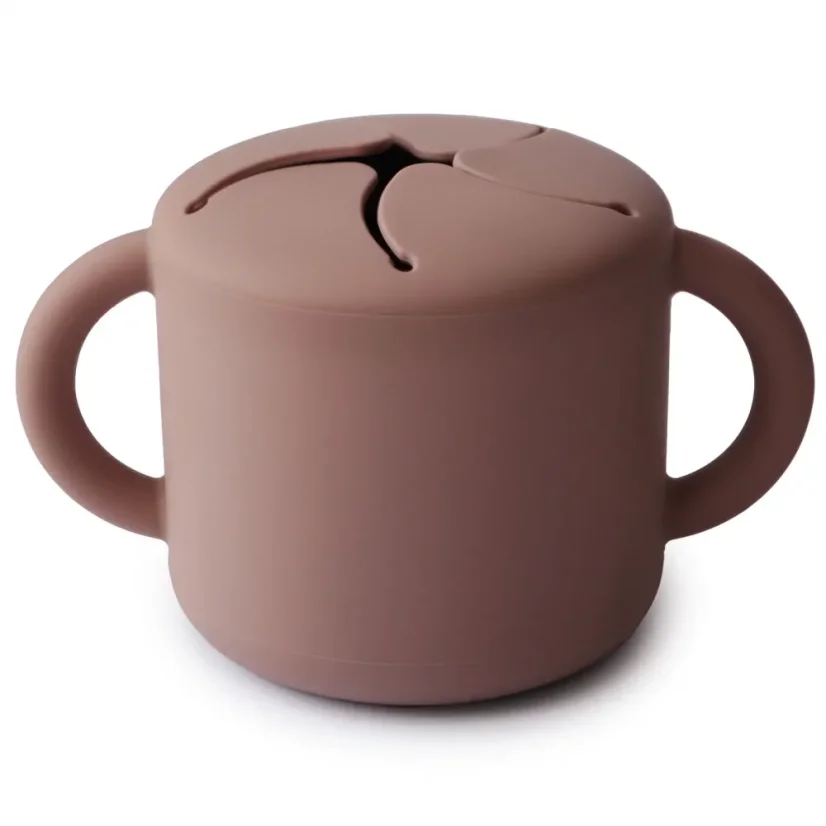 Mushie silikonová sklenička na snack - různé barvy