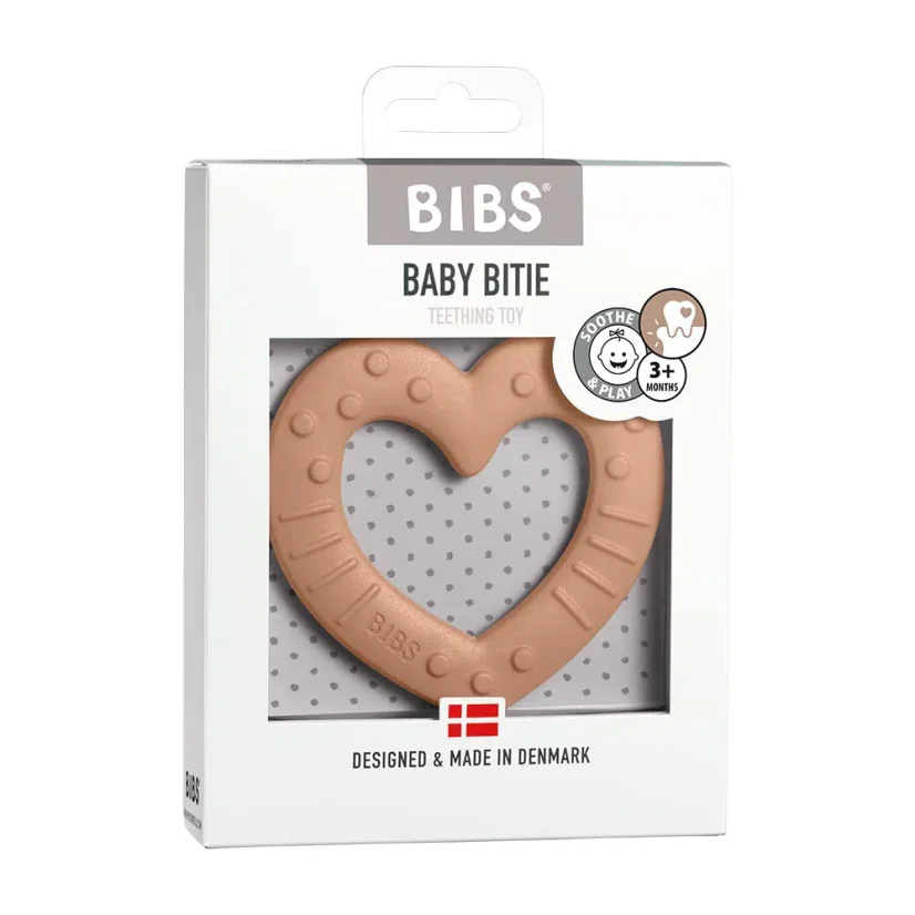 BIBS Baby Bití kousátko Heart různé barvy - BIBS Baby Bití kousátko: Pink plum