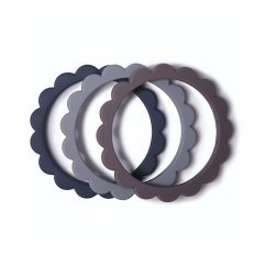 Mushie náramkové hryzátko zo silikónu FLOWER steel-dove-gray-stone