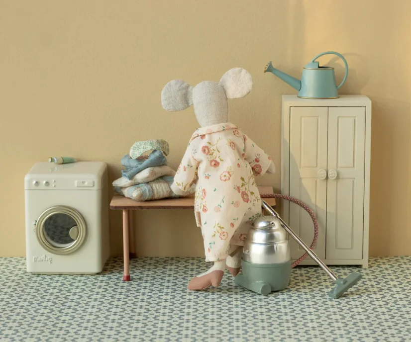 Cream Miniaturschrank Maileg