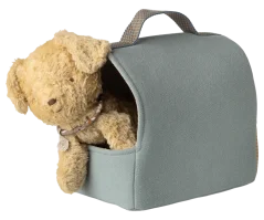 Kiste mit Dusty blue-Maileg-Plüschtier