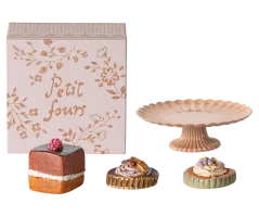 Torta na podnose Maileg