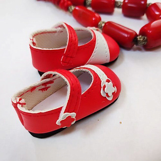 Boty pro panenky 32 cm - Nízké červené s květinou