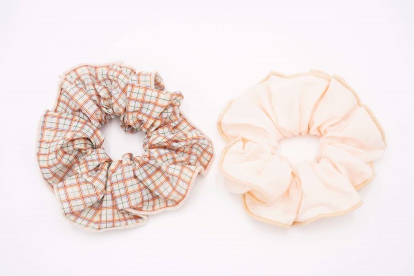 Gumičky scrunchies set Plaid pattern