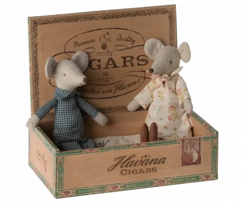 Babička a dědeček v doutníkovém boxu