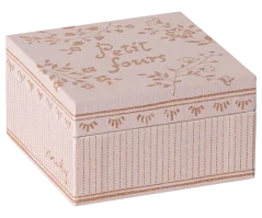 Torta na podnose Maileg