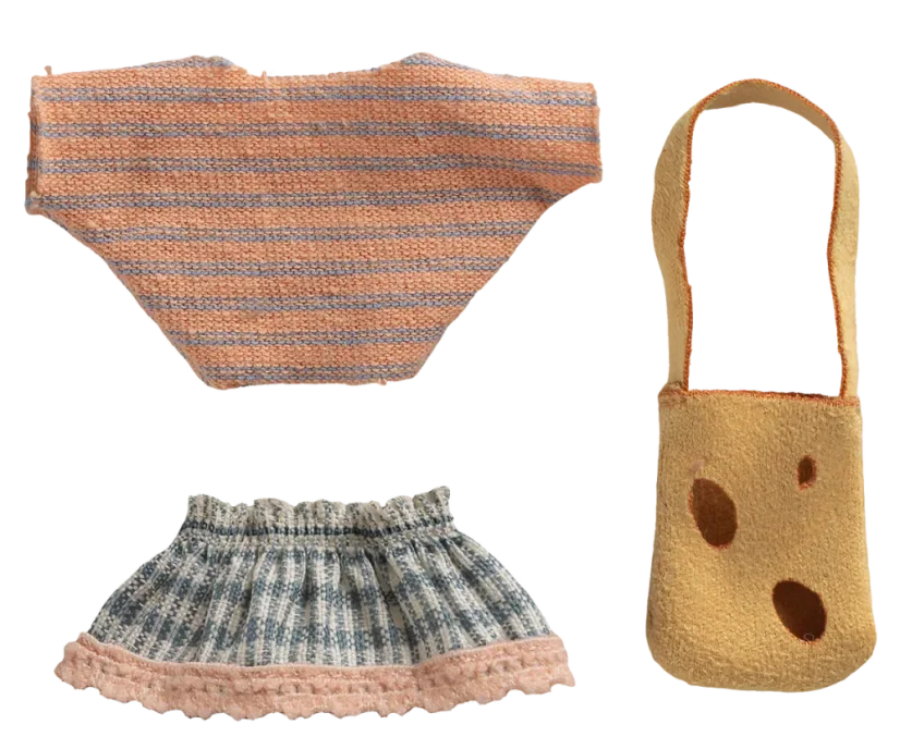 Kleidung und Tasche für die kleine Schwester von Maileg