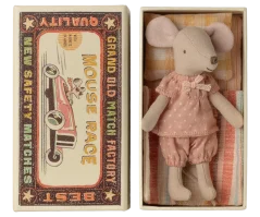 Große Schwester Maus in einer Streichholzschachtel Maileg