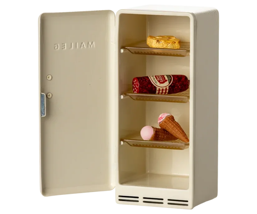 Miniatúrna chladnička Off white pre myšky Maileg