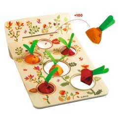 Gartenparty: Tüten in Löcher werfen