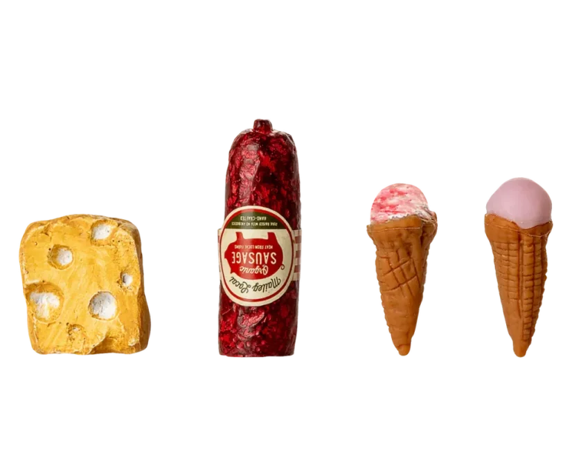 Miniatúrna chladnička Off white pre myšky Maileg