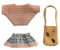Kleidung und Tasche für die kleine Schwester von Maileg